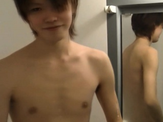 Japanese Twink Cums Upon Solo